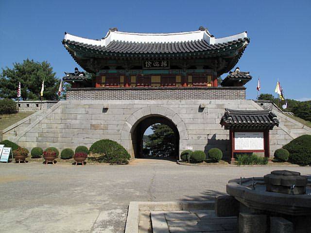 Сувон кванджу. Korean Fortress.