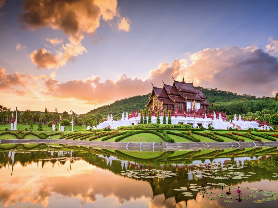 8 days Chiang Mai Pai Bangkok Hua Hin tour